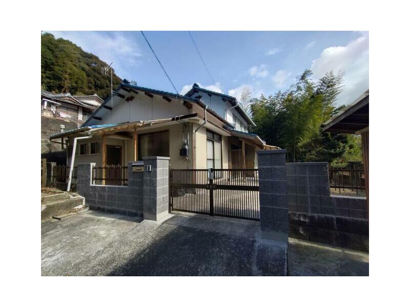 Sasebo City, Uehara-cho (Hayaki Station), 2-story, 7DK