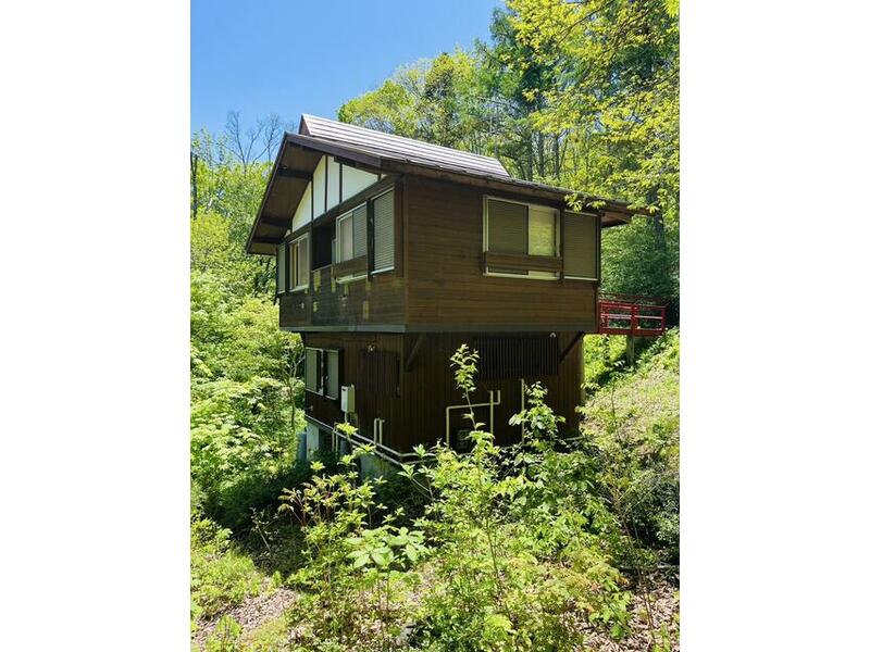 Iizuna Town, Kamiminochi District, Takasaka (Mure Station) 2-story 2LDK