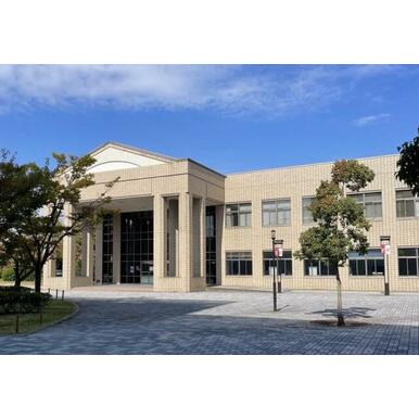 立命館大学 - びわこ・くさつキャンパス 距離:1,689m