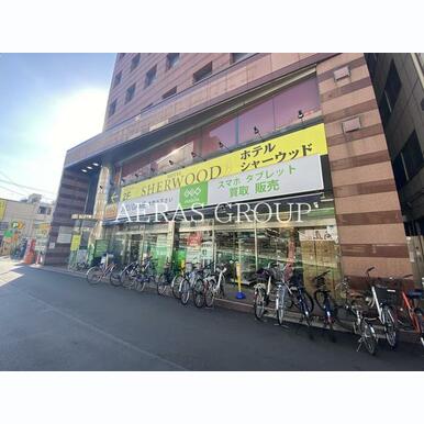 ゲオ鶯谷店 距離:927m