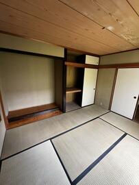アットホーム】神戸市北区 泉台5丁目（北鈴蘭台駅） 2階建 5LDK