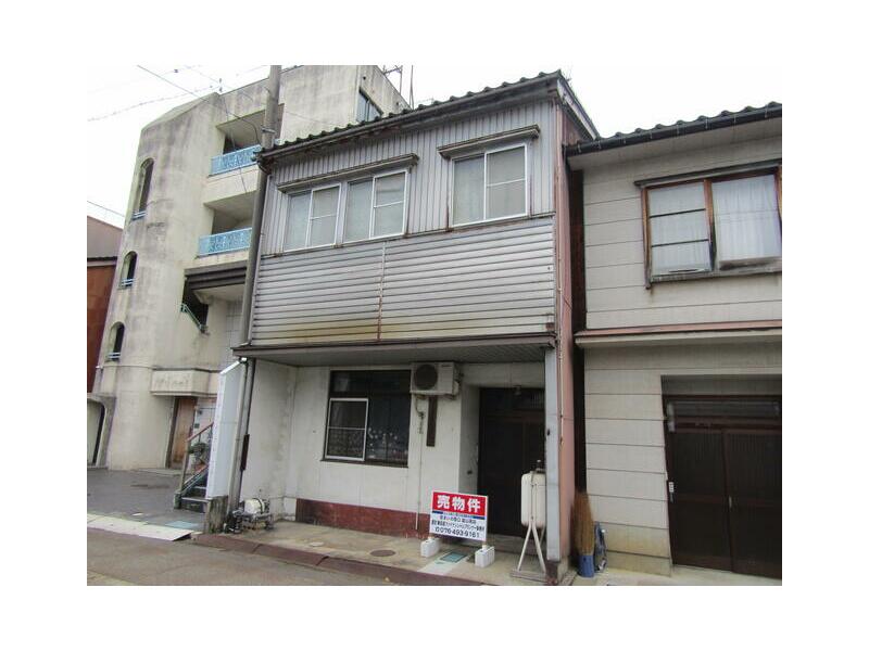 Oyabe City, Shintomi Town (Ishido Station) 2-story 6DK