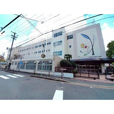 市立田代小学校 距離：200m