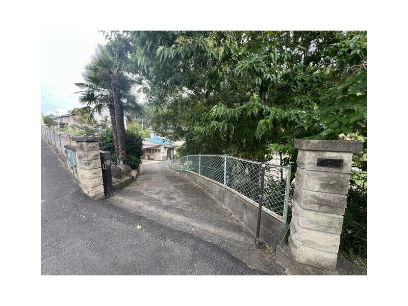 2F 4DK in Ichikawa-Daimon, Ichikawamisato-cho, Nishiyashiro-gun, Tokyo

1,800,000 yen