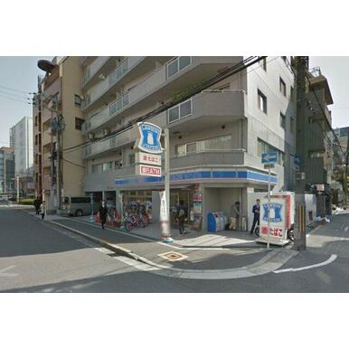 ローソン Ｌ 北堀江一丁目 距離：132m