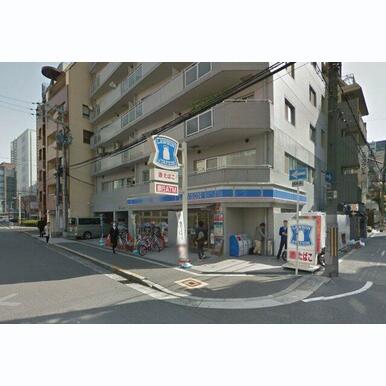 ローソン L 北堀江一丁目 距離:132m
