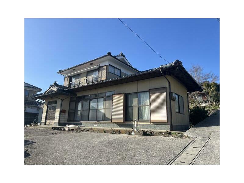 Kitsuki city, Oaza-Kariyado (Kitsuki station) 2F 7DK

Kitsuki station