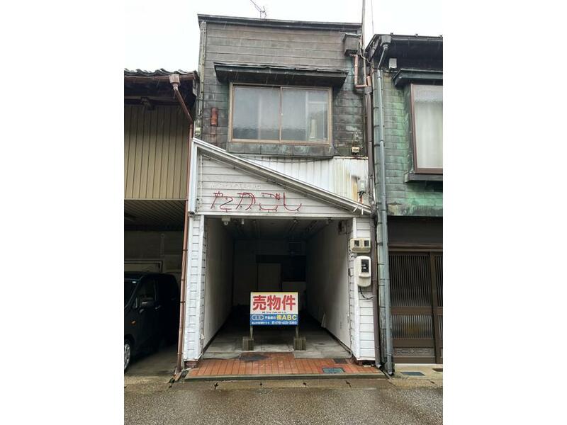 Kyo-machi, Takaoka City (Kyukann Iryou Center-mae Station) 2-story 4DK