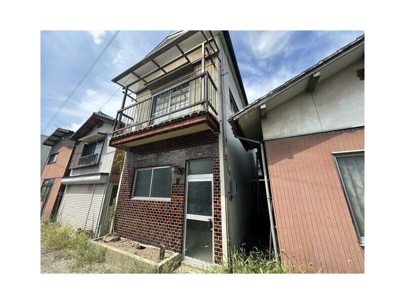 2F 3DK in Shinna, Takase-cho, Mitoyo-shi, Aichi

2,000,000 yen