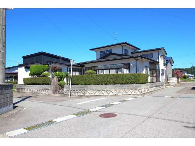 Cheap house for sale in Oga, Akita