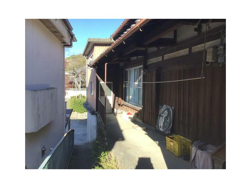 Kainan City, Shimotsu Town Umeda (Kamogō Station) 2-story building 8DK