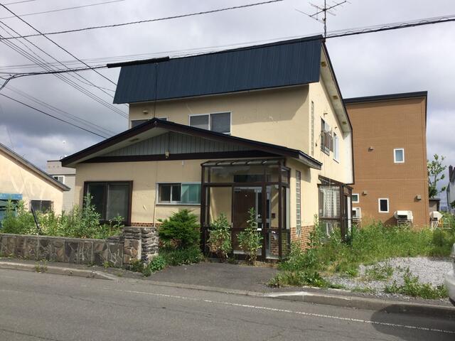 北海道岩見沢市の一戸建て | 120万円 | 6SLDK | 297.53m² | Akiyama house finder