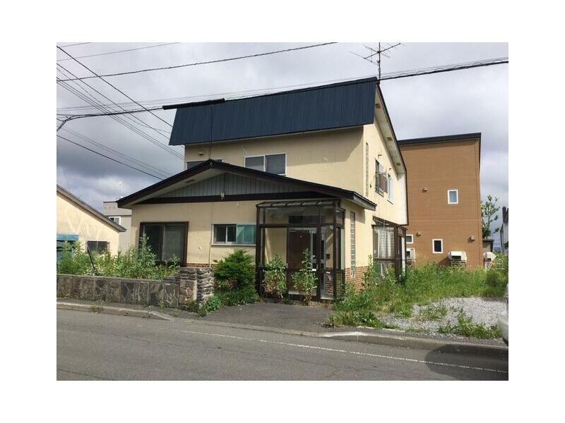 JR Muroran Main Line "Kurisawa" Station, 11 minutes on foot