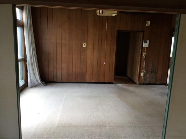 岩見沢市 美園二条8丁目 2階建 6SLDK 4