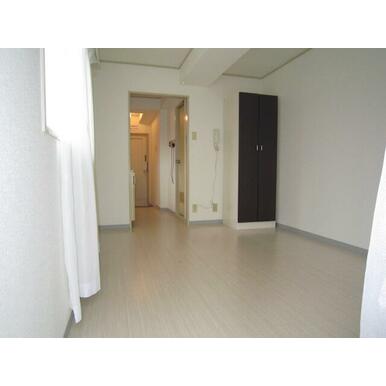 アットホーム ロイヤルマロンハイツ ３０３ ワンルーム 提供元 ホームメイトｆｃ三宮店 有 アパマン住宅 神戸市中央区の賃貸マンション
