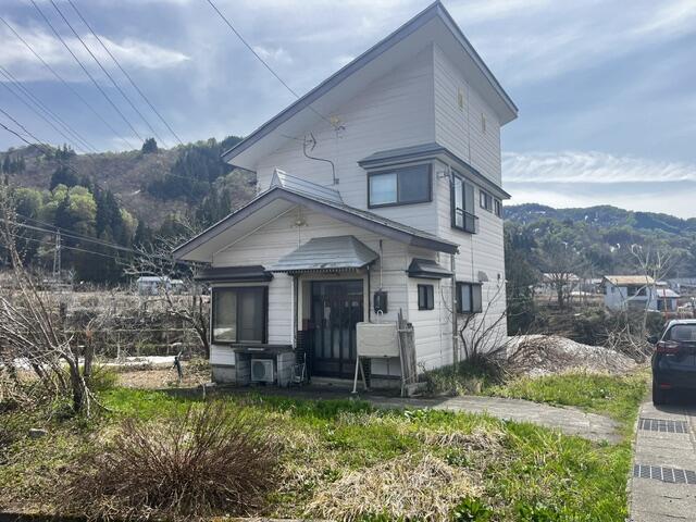 Cheap house for sale in Uonuma, Niigata