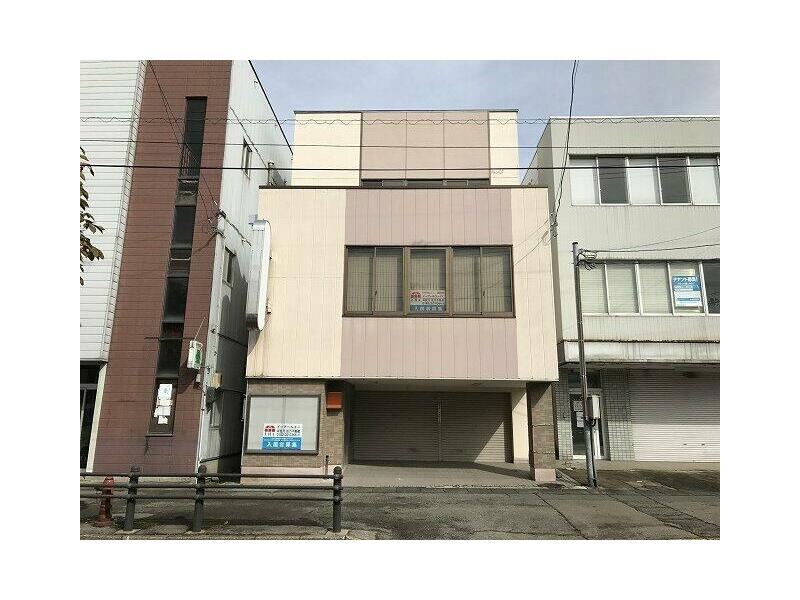 Maegawa Ichibancho, Yokote City (Yokote Station) 3-story building 3DK