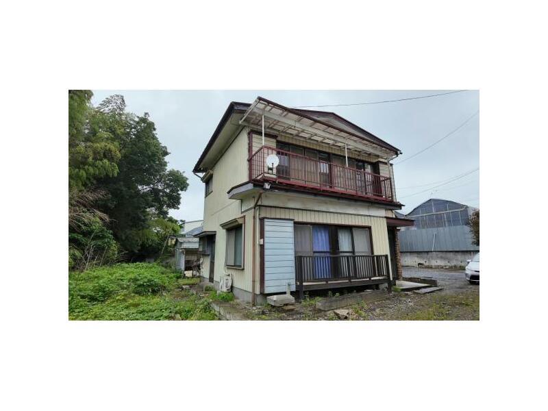 Shimotakeko-cho, Kanuma-shi (Kanuma station) 2F 6K

1,980,000 yen