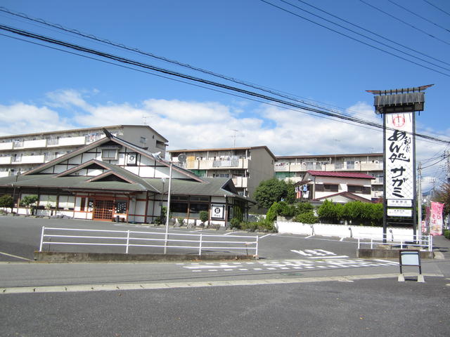 アットホーム ペアコート伊勢原 101 ３ｄｋ 提供元 産興土地建物 株 伊勢原支店 伊勢原市の賃貸マンション