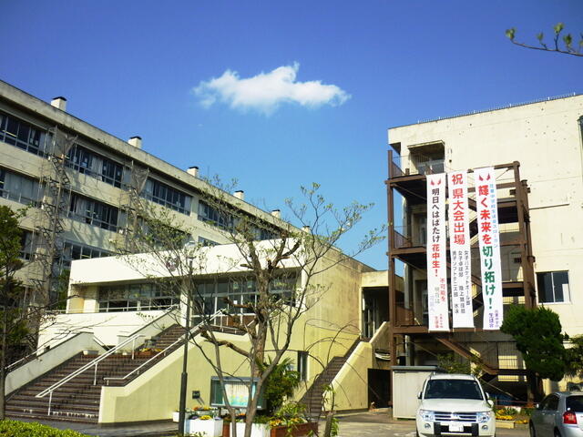 アットホーム 草加市 花栗３丁目 獨協大学前駅 3階建 ３ｌｄｋ 草加市の新築一戸建て 提供元 株 エステート白馬 越谷大袋店 一軒家 家の購入