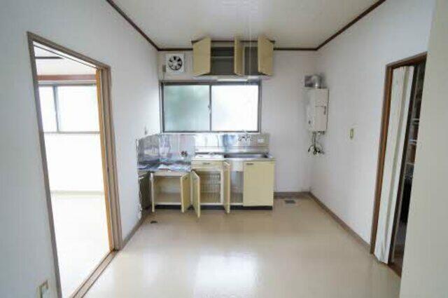 アットホーム アン シュクル 佐藤アパート １ａ ３ｄｋ 提供元 シャーメゾンショップ 西部不動産 株 青森 市の賃貸アパート