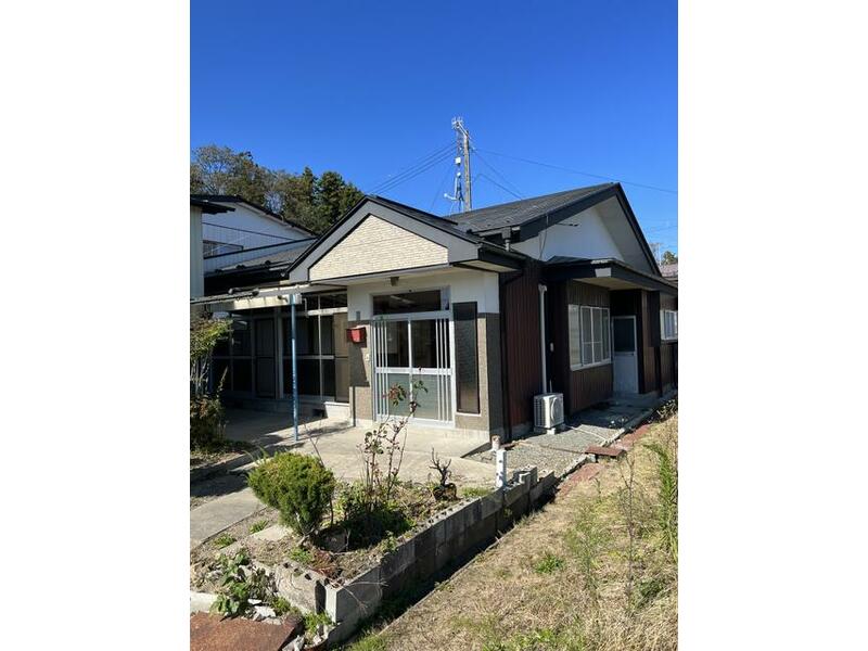 Wakuya Aza-dorogezaki 1, Wakuya-cho, Toda-gun (Wakuya Sta.) Single story house, 4DK

2.2 million yen