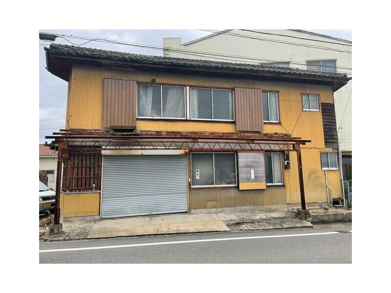 Higashikagawa City, Sanbonmatsu (Sanbonmatsu Station) 2-story 3K