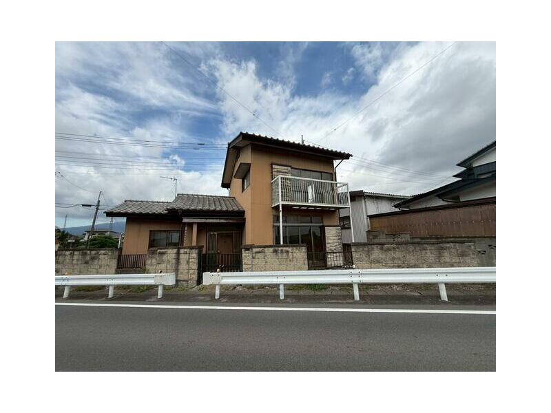 Shibukawa-shi, Kitanatachibana-cho Yazaki (Shibukawa station) 2F 5LDK

2,000,000 yen