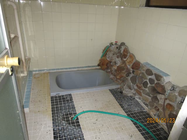 detached 平川市葛川葛川出口