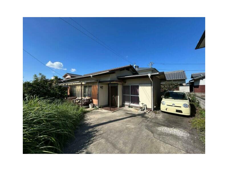 Takamatsu City, Kameda Minami Town (Takada Station) 1-story 2LDK