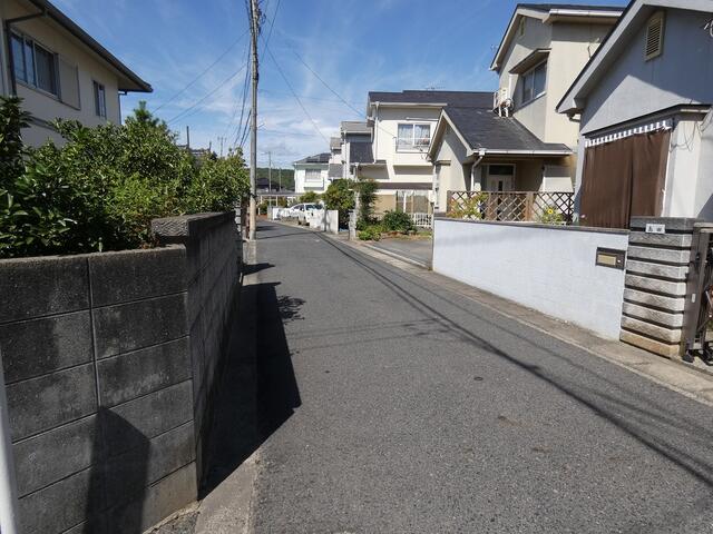 Kurashiki City, Sakazu (near Kurashiki Station), 2-story building, 4 bedrooms, living room, dining room, kitchen (LDK) &mdash; photo 2