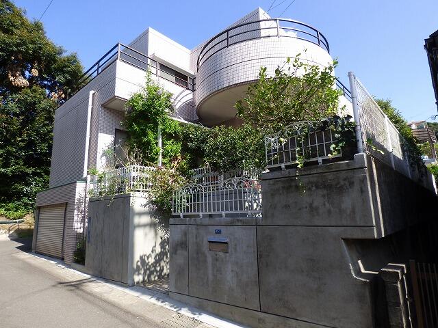 アットホーム 鹿児島市 西坂元町 地上2階地下1階建 ４ｌｄｋ 鹿児島市の中古一戸建て 提供元 穴吹不動産流通 株 鹿児島店 一軒家 家の購入