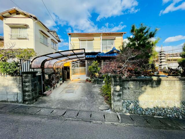 Takamatsu, Kagawa property