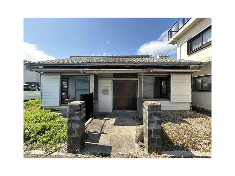 Anan-city, Nagakawacho Nakajima （Awanakajima station） Single-story building, 3DK

2.5 million yen