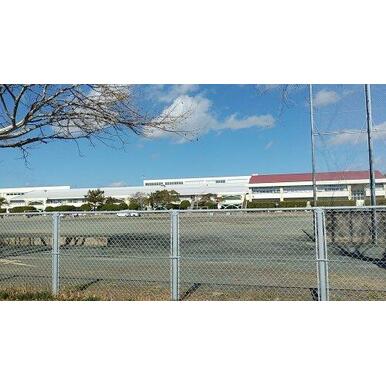 館山市立北条小学校 距離:624m