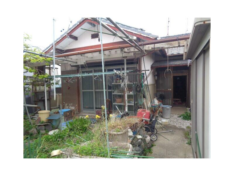 鈴鹿市 国府町 平屋建 3DK
								
																													300万円