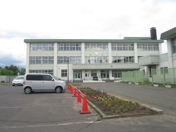 アットホーム ピースフィールド 2階 提供元 ピタットハウス旭川店 株 丸正池田 旭川市の賃貸アパート
