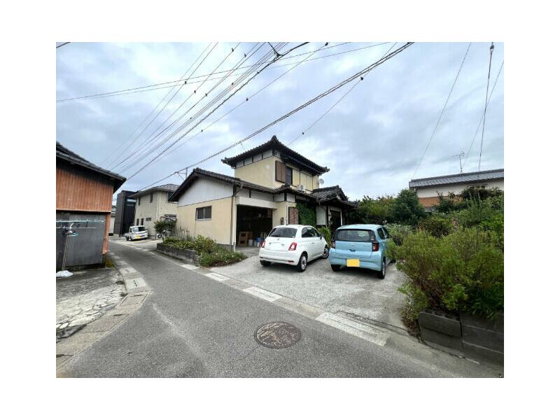 Saga City, Kawasoe Town, Oaza Koko Mori (Saga Station) 2-story building 5SDK