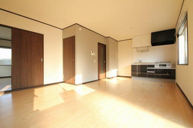 アットホーム ライフタウニーｃ街区 ４号棟 １０２ ２ｌｄｋ 提供元 シャーメゾンショップ 株 丸吉住宅センター 春日部市の賃貸アパート