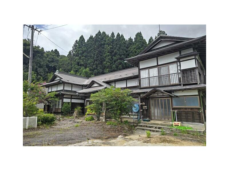 Oga City, Wakimoto, Uratada, Suganokawa (Wakimoto Station) 2-story building 8DK
