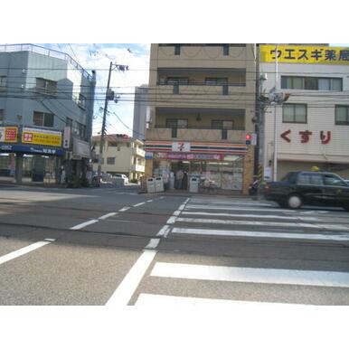 セブンイレブン広島舟入店 距離：174m