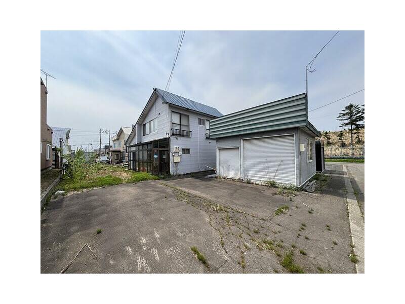 Iwamizawa City, Fuji Town 5-chome, 2-story, 6LDK