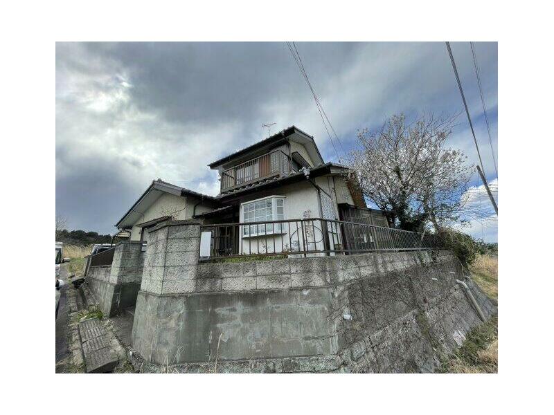 Midoridai, Miura Village, Inashiki-gun (Tsuchiura Sta.) 2F 3DK

1,700,000 yen