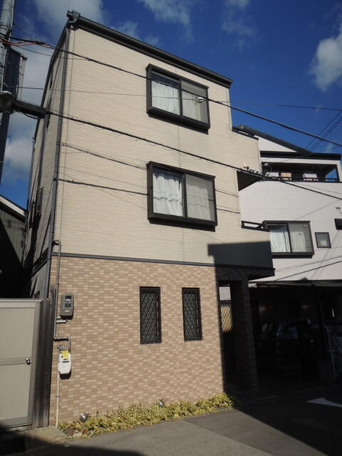 アットホーム 大阪市淀川区 田川北３丁目 十三駅 3階建 ３ｌｄｋ 大阪市淀川区の中古一戸建て 提供元 クラスモ十三東店 株 エスティハウス大阪 一軒家 家の購入