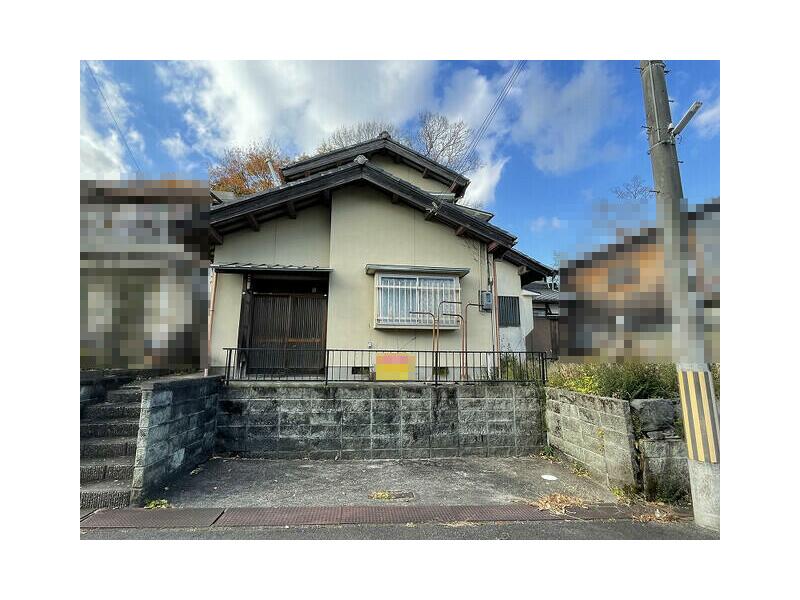 Koka City, Konan-cho, Koshin 3-chome (Kioigawa Station) 2-story building 8SLDK