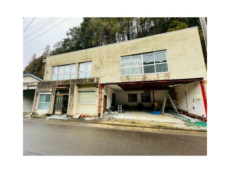 2-story building, 6SK in Akagawa, Shirakawa Town, Kamo District