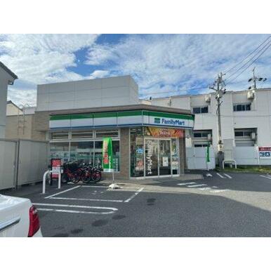 ファミリーマート中村上ノ宮町店 距離：450m