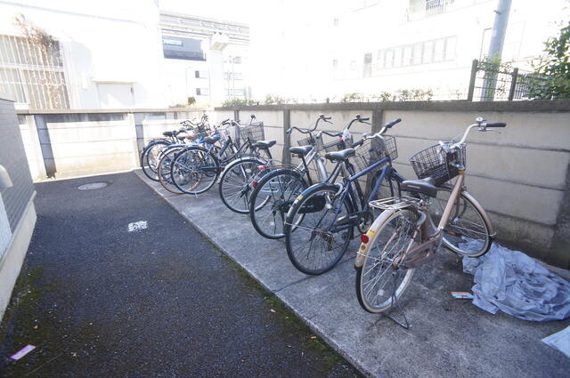 アットホーム アンプルールフェール立川 201 1ldk 提供元 リロの賃貸 株 東都不動産 府中店 立川市の賃貸マンション アットホーム アンプルールフェール立川 201 1ldk 提供元 リロの賃貸 株 東都不動産 府中店 立川市の賃貸マンション