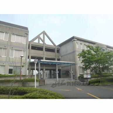 京都経済短期大学 距離:3,950m