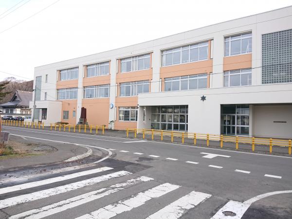 アットホーム 厚岸郡浜中町 暮帰別東１丁目 茶内駅 2階建 ５ｌｄｋ 1001123454 厚岸郡浜中町の中古一戸建て 提供元 株 カチタス 釧路店 一軒家 家の購入